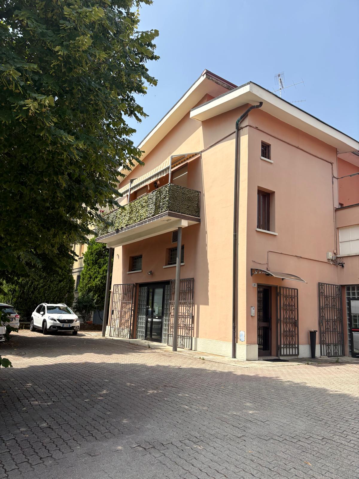 esterno 2